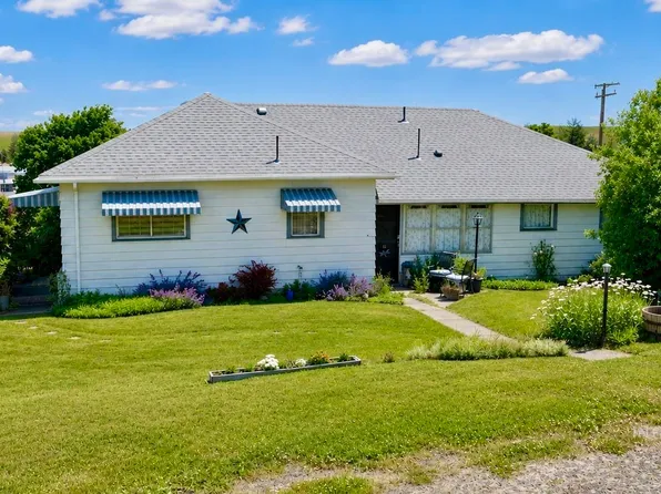 501 Walnut St, Nezperce, ID 83543