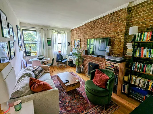 Rented by Guidance Realty Corp. | media 6