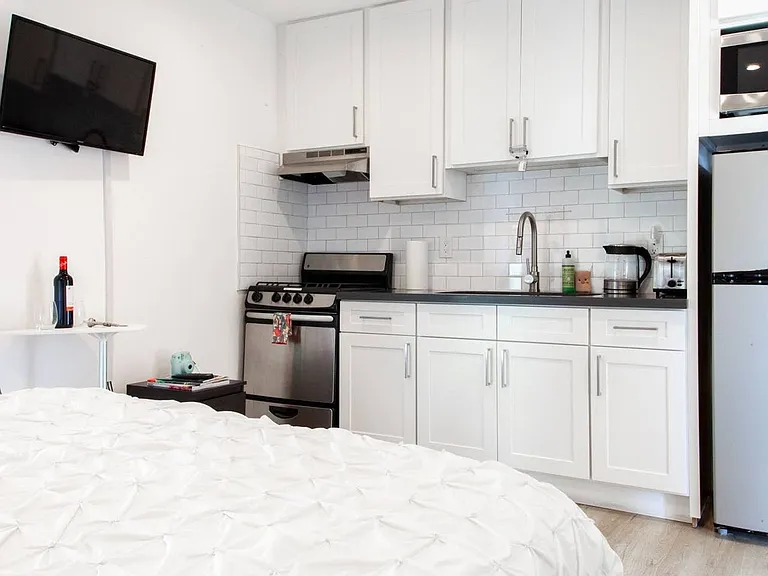 1750 Sycamore LLC — Photo 19