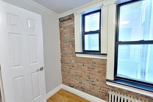 Rented by Centennial Properties NY | media 8