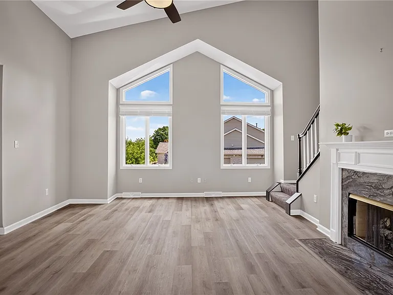 9704 Sundance Dr — Photo 6