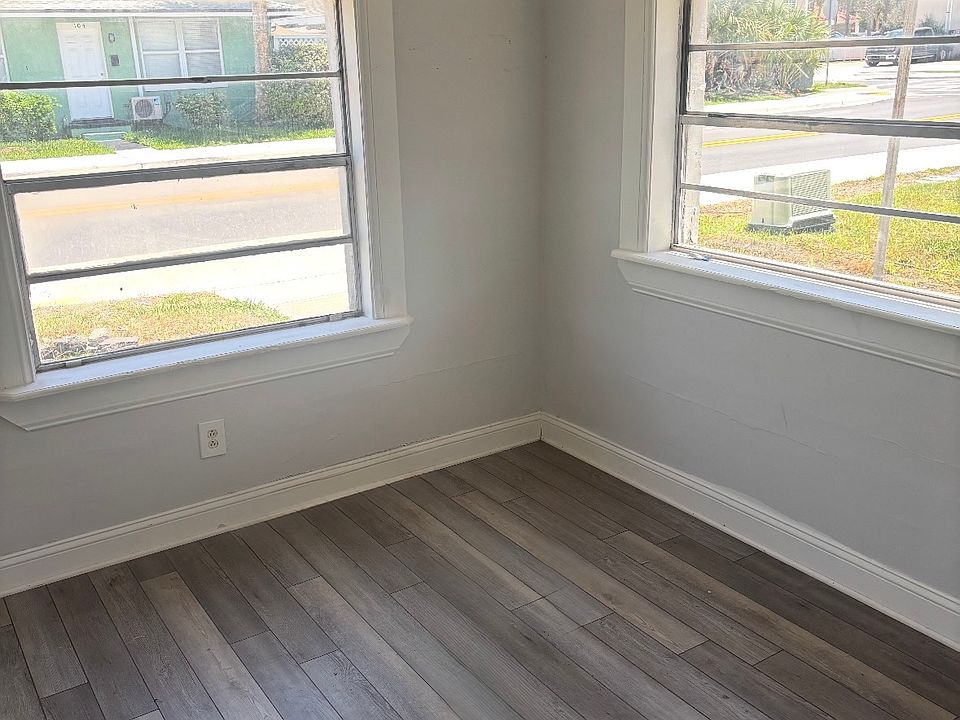 1st image of 422 2nd St S APT 1