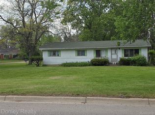 6174 Marlette St, Marlette, MI 48453