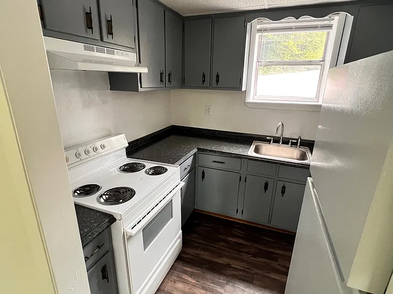 22 Ontario St #1 — Photo 1