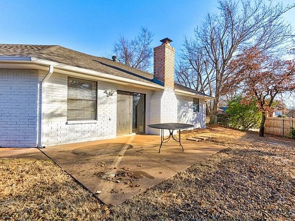 3rd image of 3413 Choctaw Dr