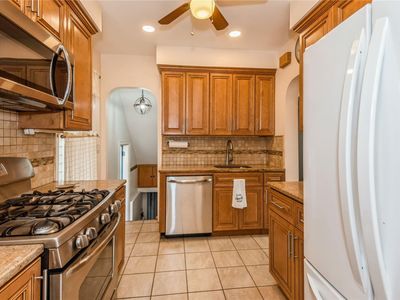 183-18 89th Avenue, Hollis, NY, 11423