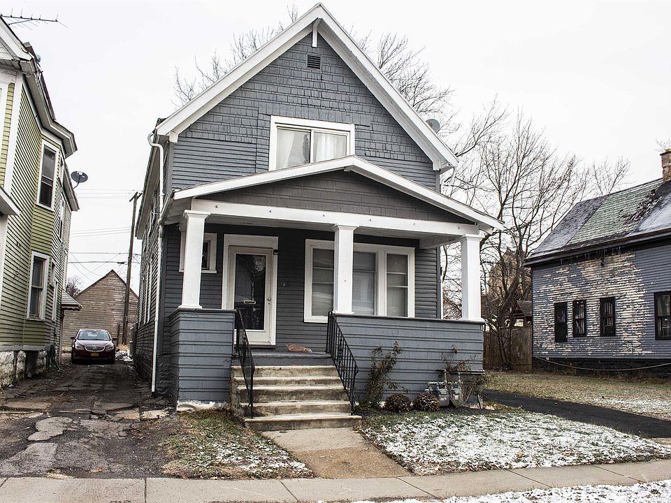 1st image of 30 E Woodlawn Ave