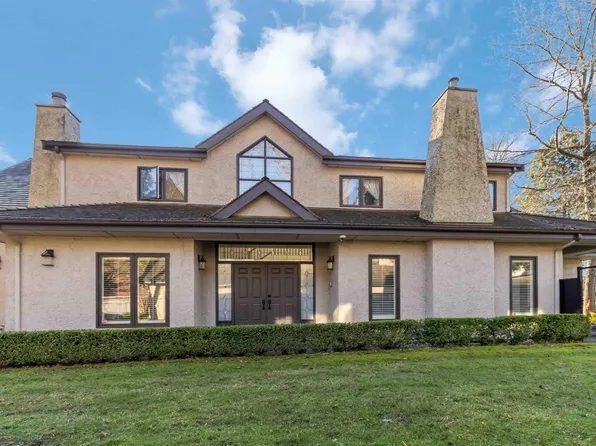 8405 Gillnet Pl, Vancouver, BC V6P 6P7