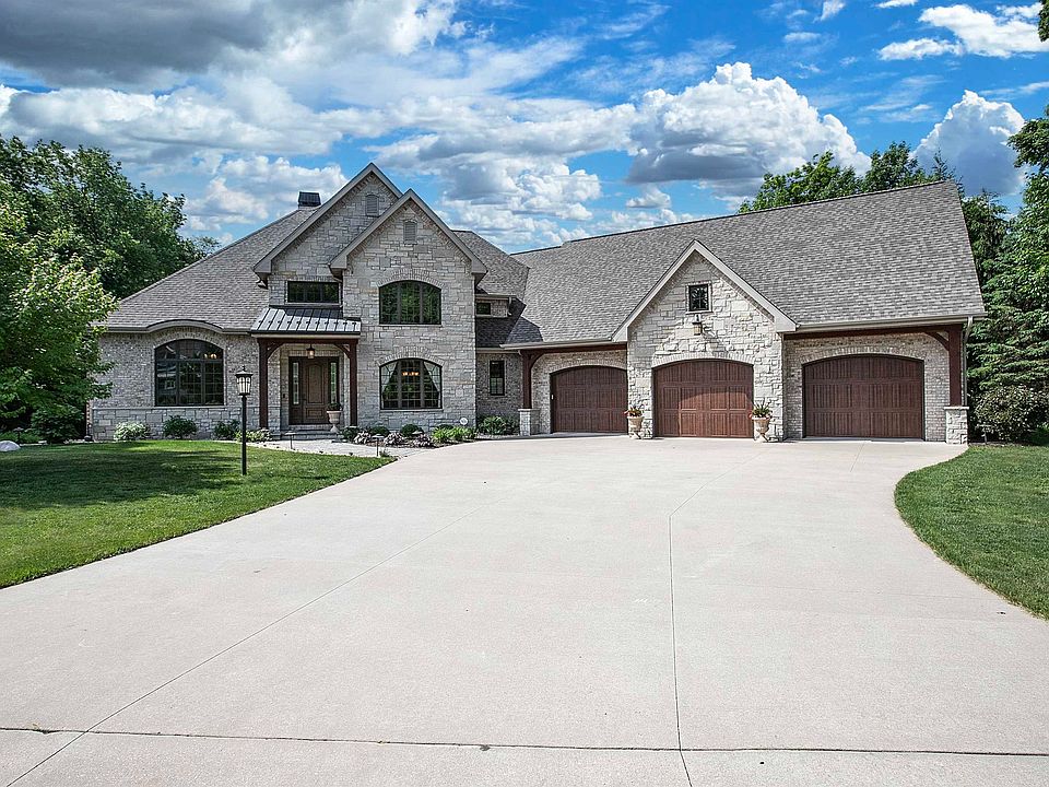 W9045 Great Oaks Ln, Hortonville, WI 54944 Zillow