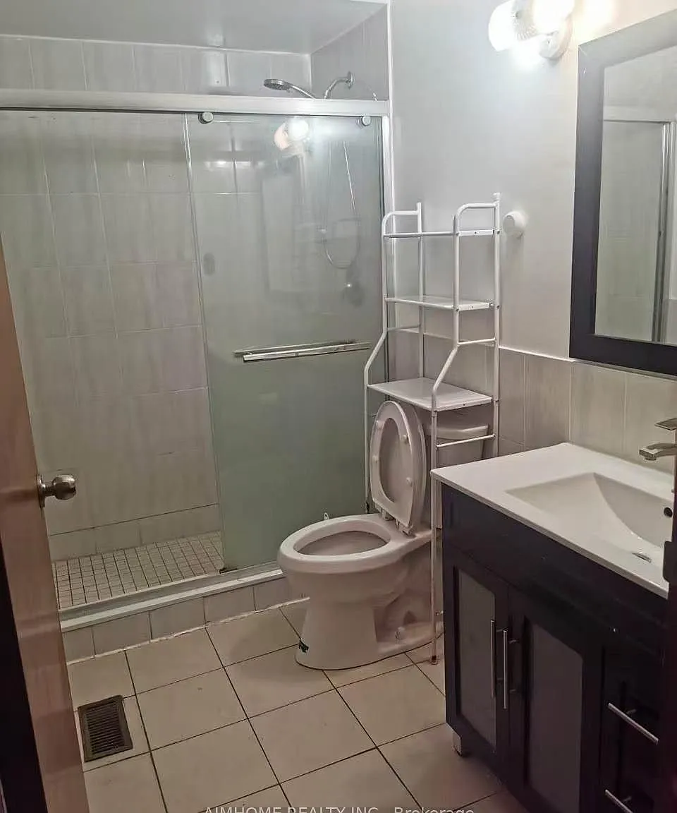 1 bed, $1,000 — Photo 2