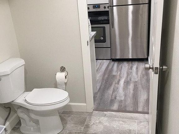 5th image of 4275 48th St APT 16