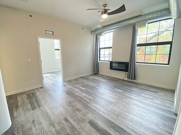 2nd image of 2150 W Lawrence Ave #Fa67702f3