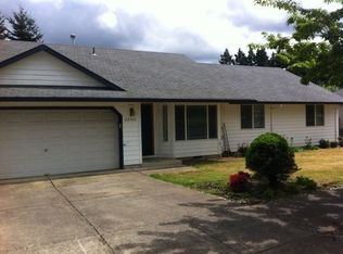 22400 SW Mandan Dr, Tualatin, OR 97062