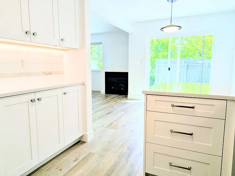 4240 Corriente Pl — Photo 7
