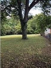 3rd image of 304 E 17th St