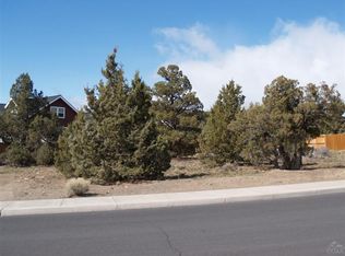 3767 SW 35th Pl, Redmond, OR 97756