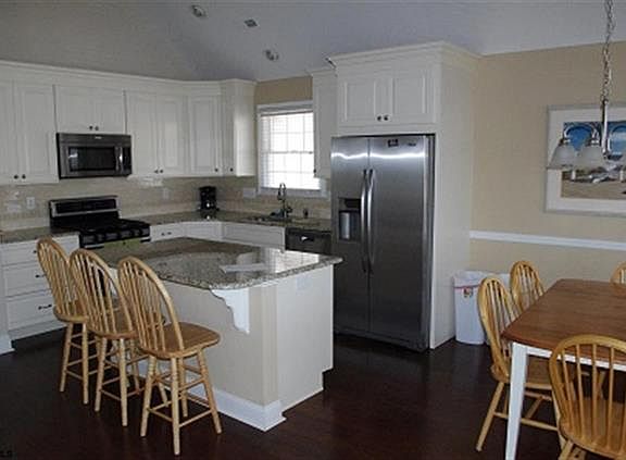 5th image of 914 Park Place