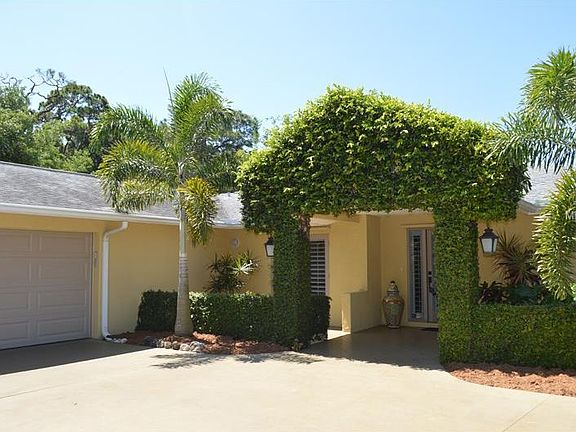 3rd image of 4166 Camino Real