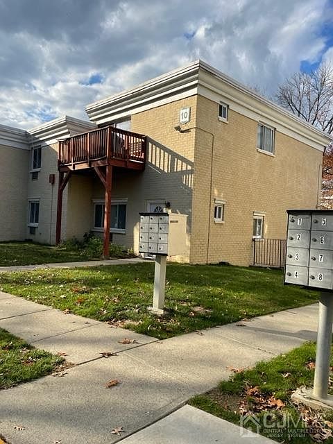 2nd image of 10 Lake Ave
