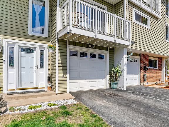3rd image of 1120 Sandpiper Ct