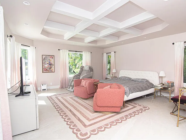 8208 Twin Lake Dr — Photo 28