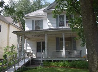 918 W College Ave, Jacksonville, IL