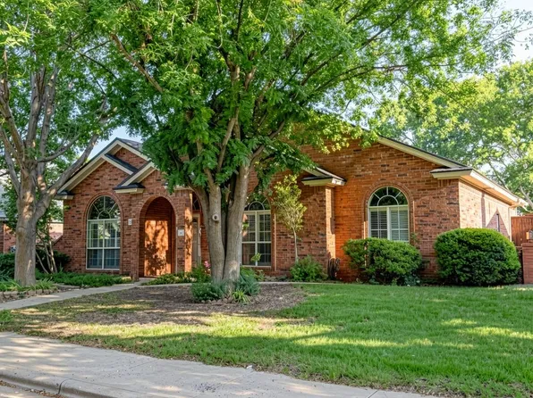 5913 86th St, Lubbock, TX 79424