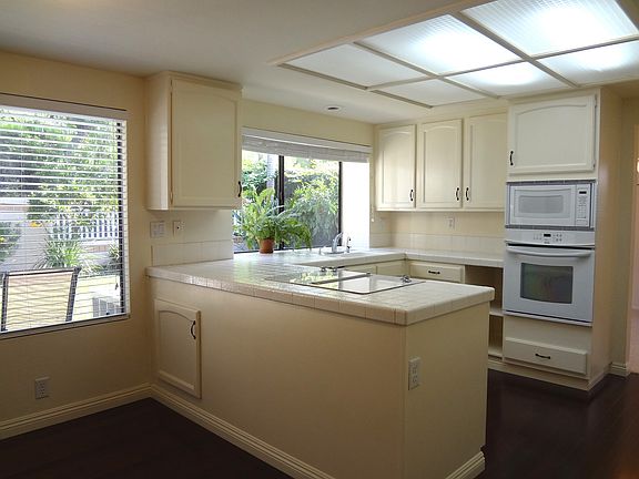 Lots of Counter Space