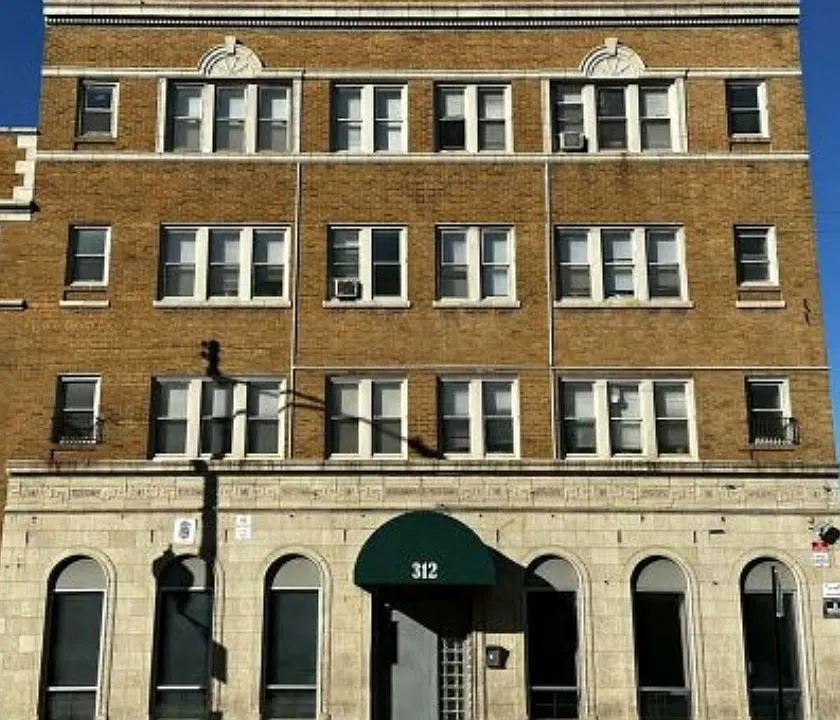 314 N Central Ave #209