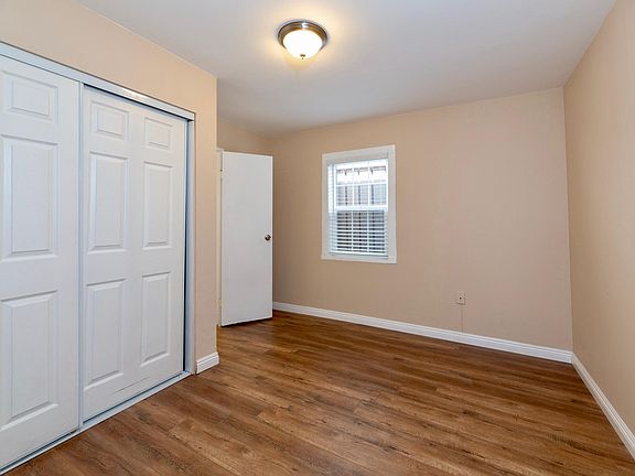 5th image of 115 S Hicks Ave