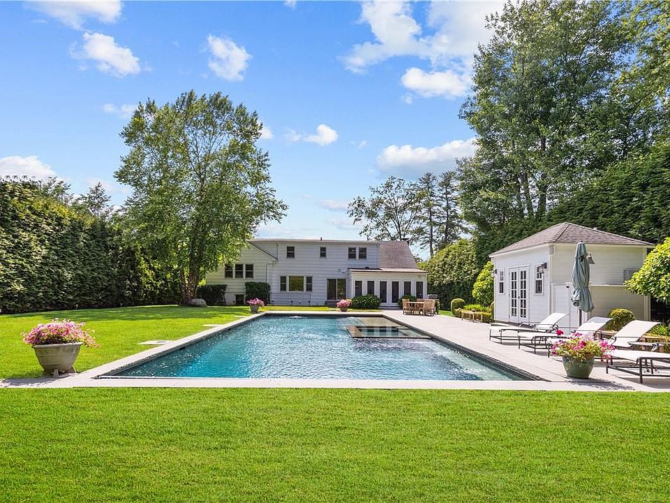 1st image of 5 HARVEST Drive