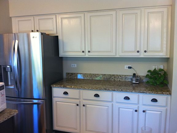 3rd image of 985 N Camden Ln