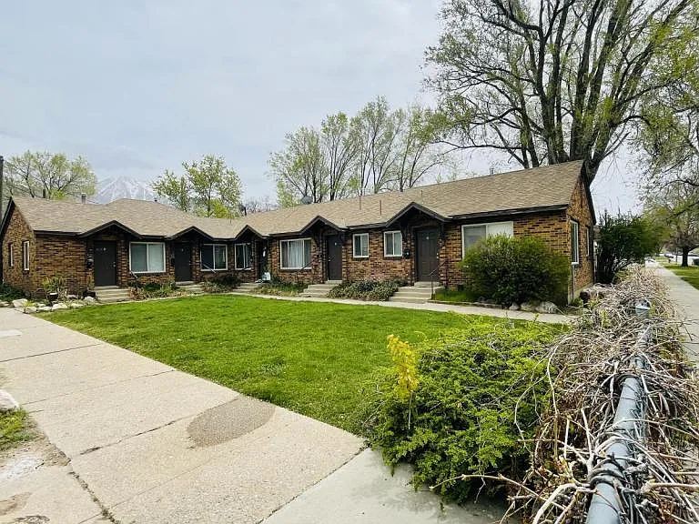 2108 Jefferson Ave — Photo 1