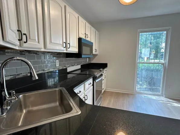 822 Wheeler Hill Dr SE, Washington, DC 20032