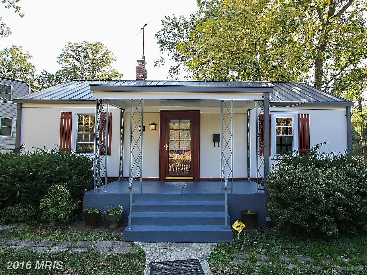 216 Aspen St NW photo 1