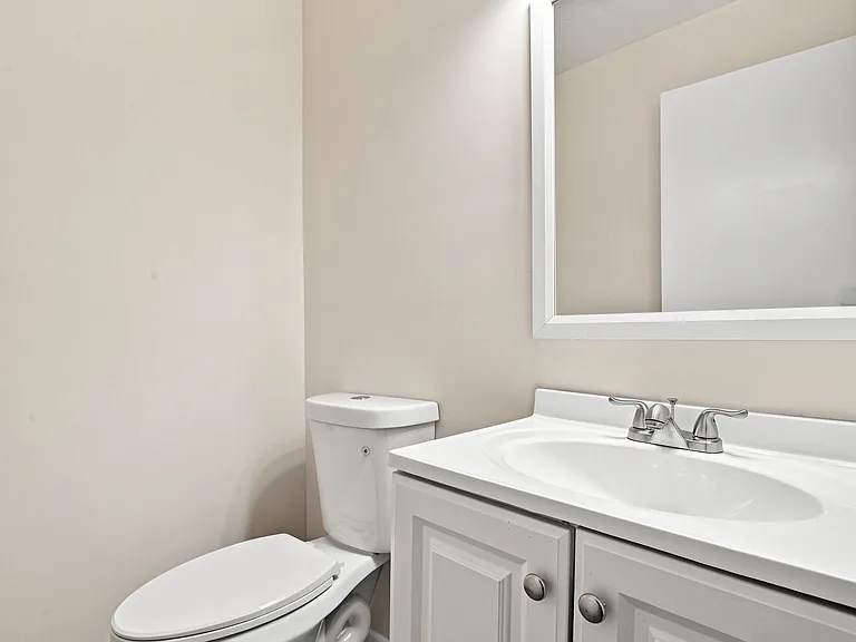 44 Tolland Ave #20 — Photo 16