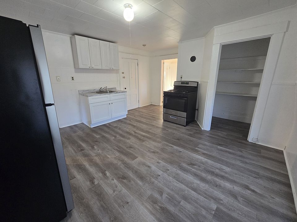 1st image of 16 South St #3