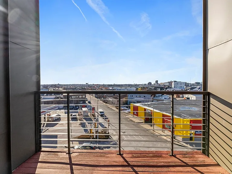 99 D St #PENTHOUSE — Photo 12