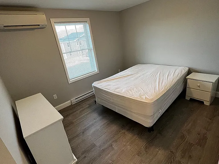 Sanford Pointe — Photo 23
