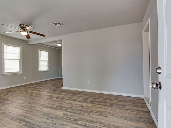 4th image of 4313 SE 43rd St