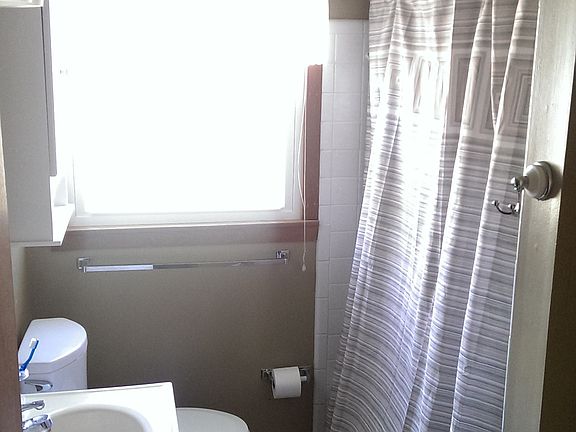Main Floor Bathroom