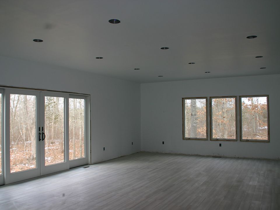 1st image of 874 Peconic Bay Blvd