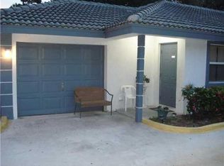 1105 Goldenrod Rd, Wellington, FL 33414