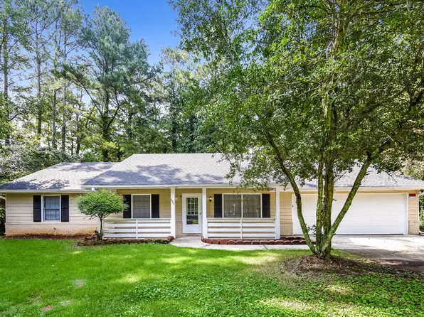 897 Raintree Ct SE, Conyers, GA 30094