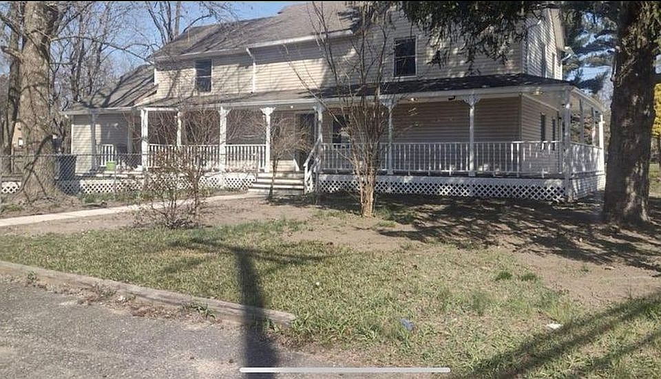 1st image of 82 N New Prospect Rd