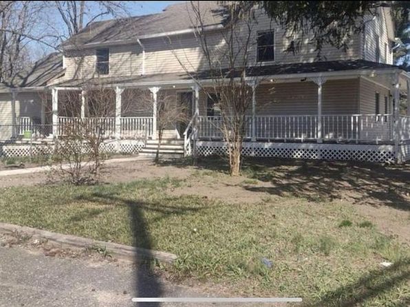 82 N New Prospect Rd