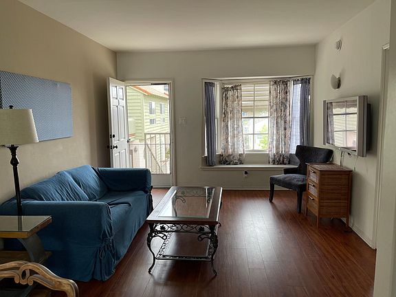 2nd image of 1165 Stanford St #4