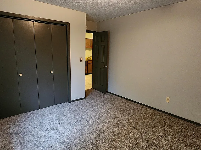 515 Dewey Ave — Photo 12