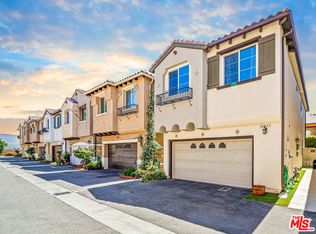 10353 N Diamond Way, Pacoima, CA 91331