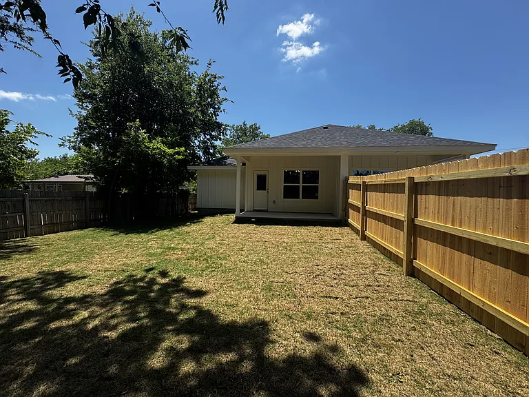 209 Elbert Ln #B — Photo 47
